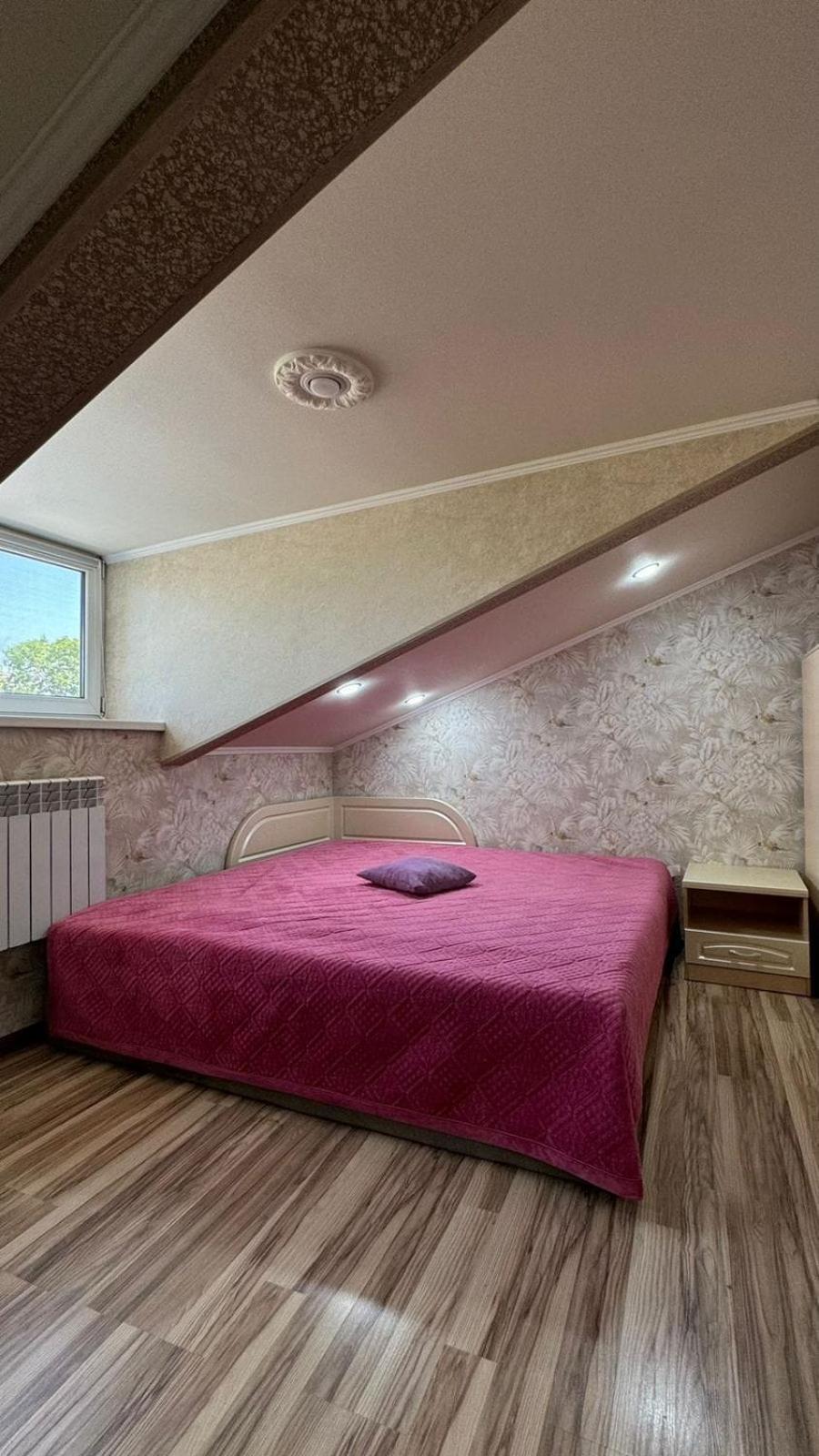 Apartments On Mustafa Ozturk Almaty Bagian luar foto